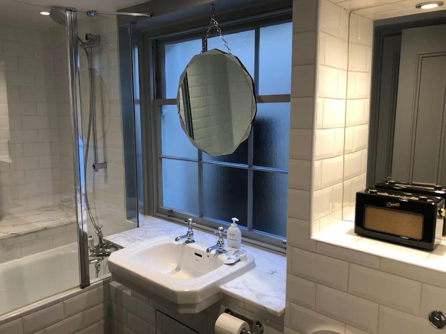 런던 Kings Cross, Self-Contained House & Private Garden 빌라 외부 사진